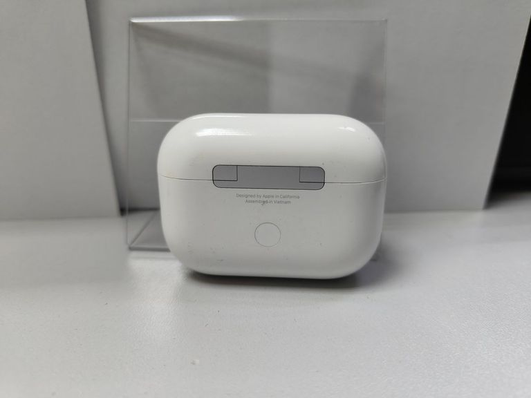 Объявление Apple airpods pro 2nd generation with magsafe charging case usb-c Б/У