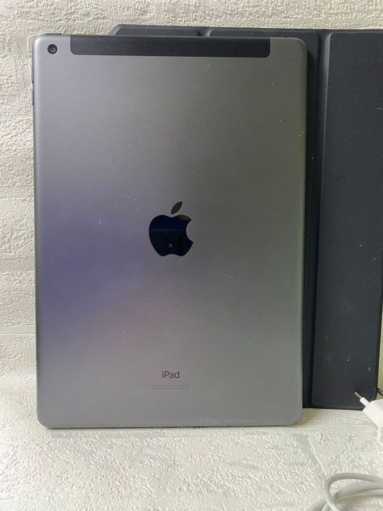 Дешево Apple ipad 10.9 2021 wi-fi + cellular 64gb з ломбарду