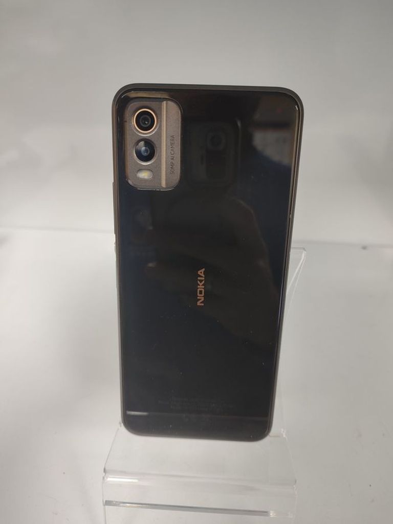 Nokia C32 4/64GB Green Код:01-200889765. Изображение 7