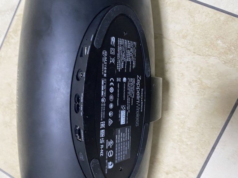 Оголошення Bowers & wilkins Zeppelin Wireless Black Б/У