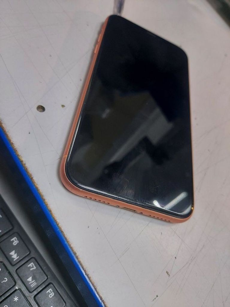 Дешево Apple iphone xr 64gb з ломбарду