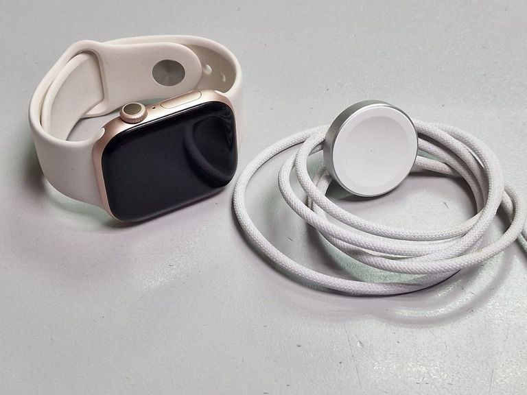 Купить Apple watch series 10 gps 42mm alu. case Б/У