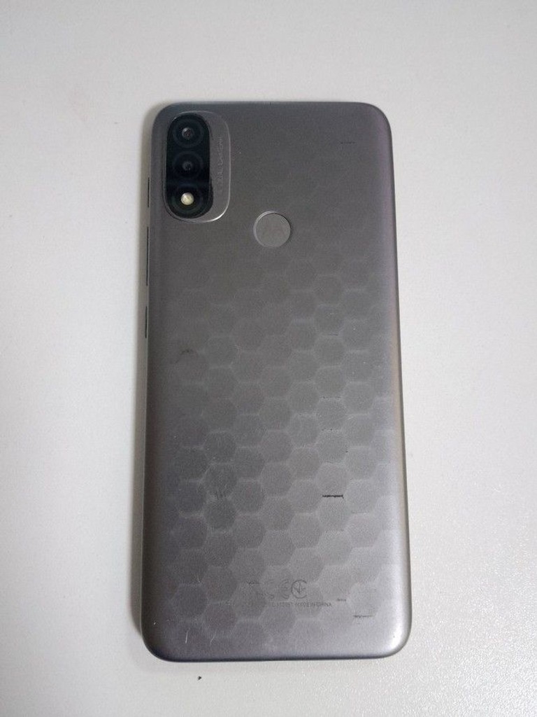 Дешиво Motorola moto e20 xt2155-6 2/32gb с ломбарда