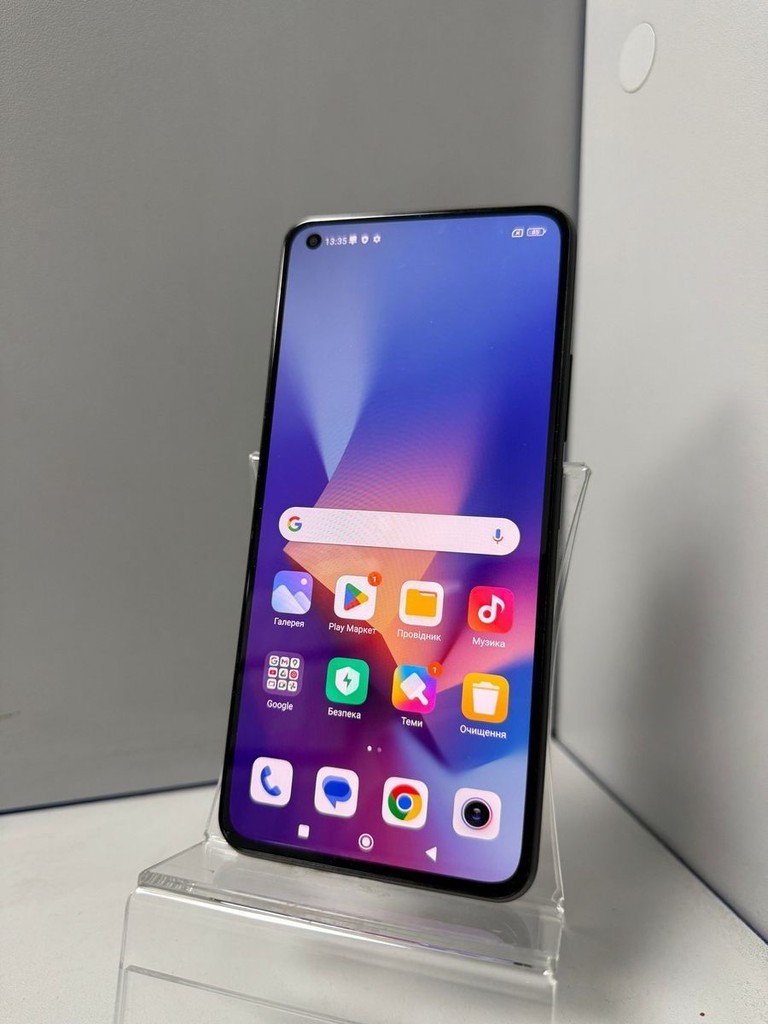 Купить Xiaomi mi 11 lite 5g 6/128gb Б/У