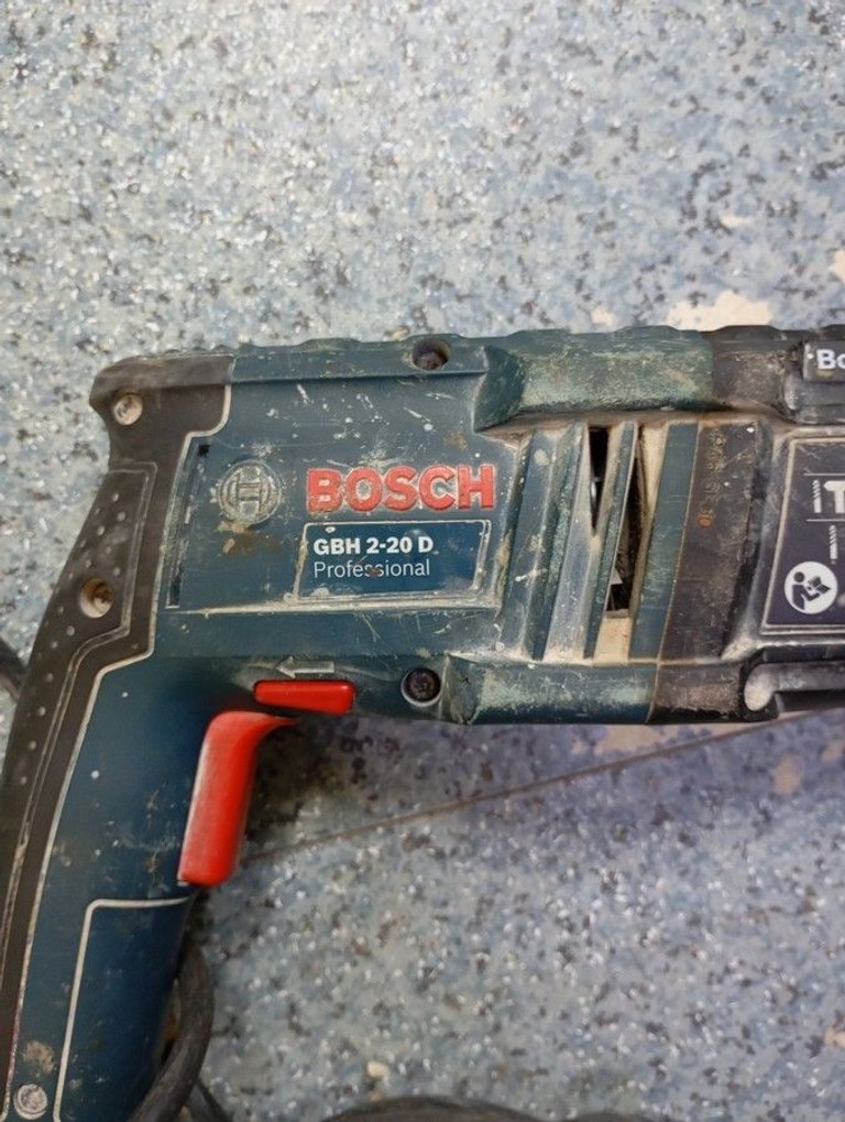 Оголошення Bosch gbh 2-20 d Б/У