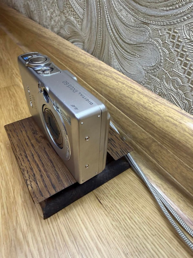 Дешево Canon IXUS 60 Silver з ломбарду