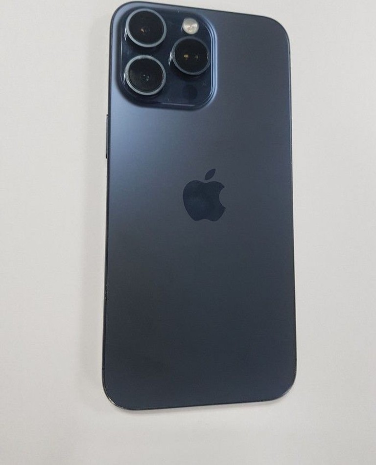 Купити Apple iphone 15 pro max 512gb Б/У