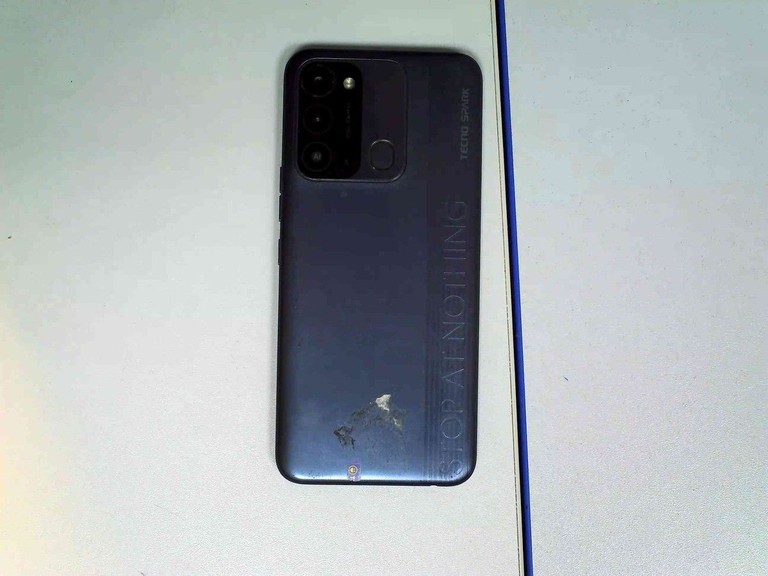 Распродажа Tecno spark 8c kg5j 2/64gb, продавец Техноскарб