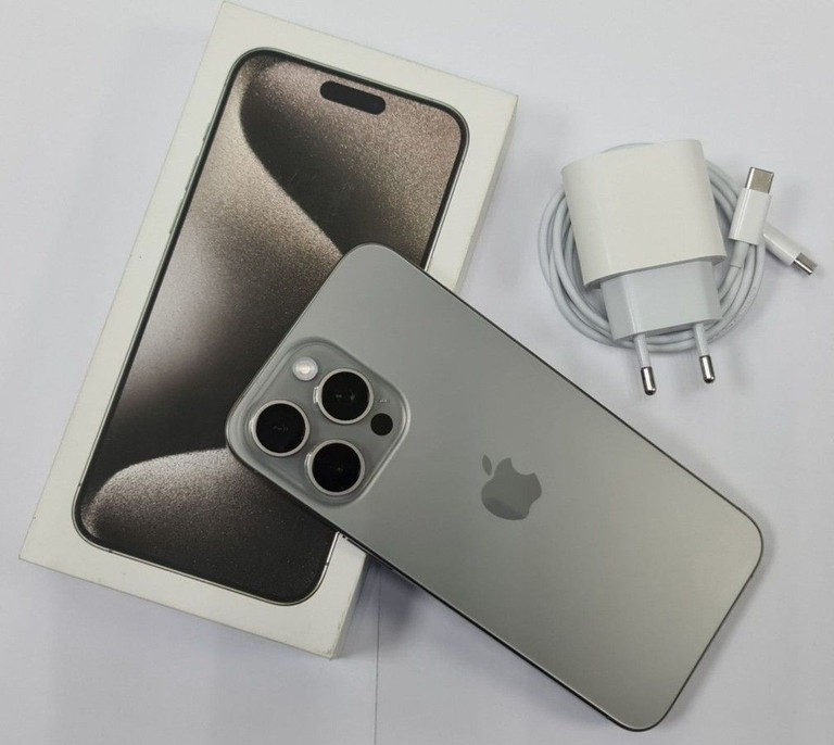 Купити Apple iphone 15 pro max 256gb Б/У