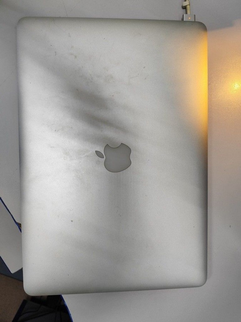 Дешиво Apple macbook pro/ a1398/ core i7 2.4hgz/ ram8gb/ ssd256gb/ geforce gt 650m/ intel hd4000 с ломбарда