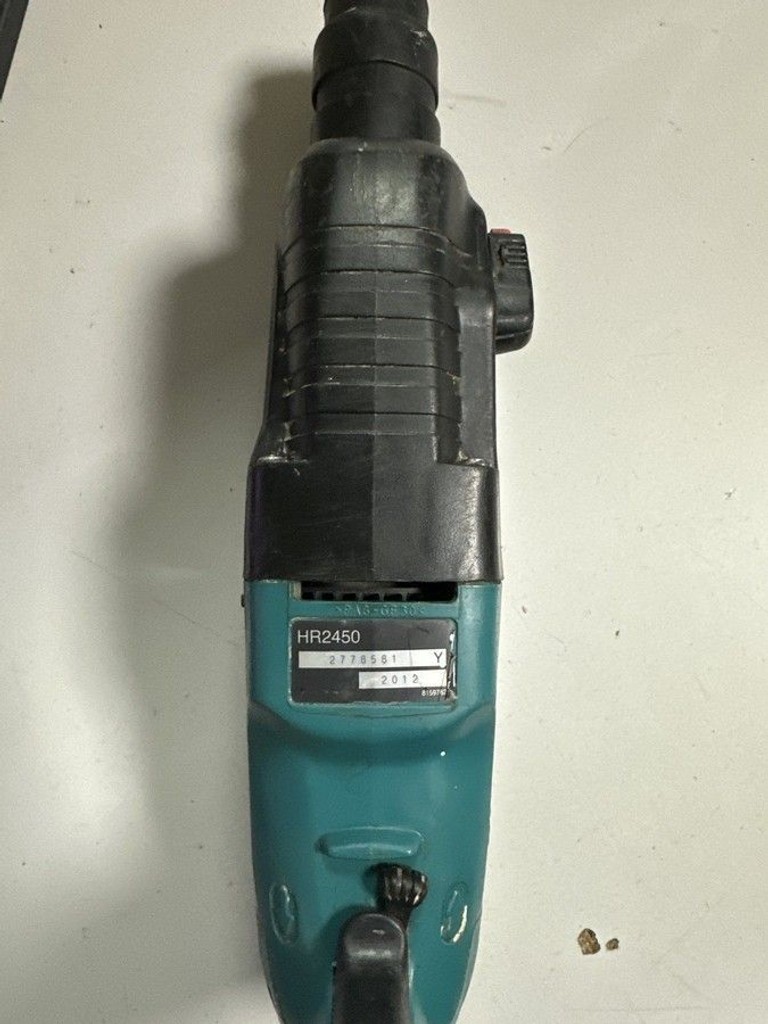 Дешево Makita hr2450 з ломбарду
