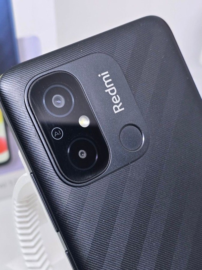 Дешево Xiaomi redmi 12c 3/32gb з ломбарду