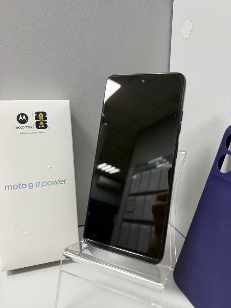 Дешево Motorola moto g17 power 8/256gb evening з ломбарду