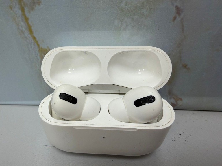Оголошення Apple AirPods Pro (MWP22) Б/У