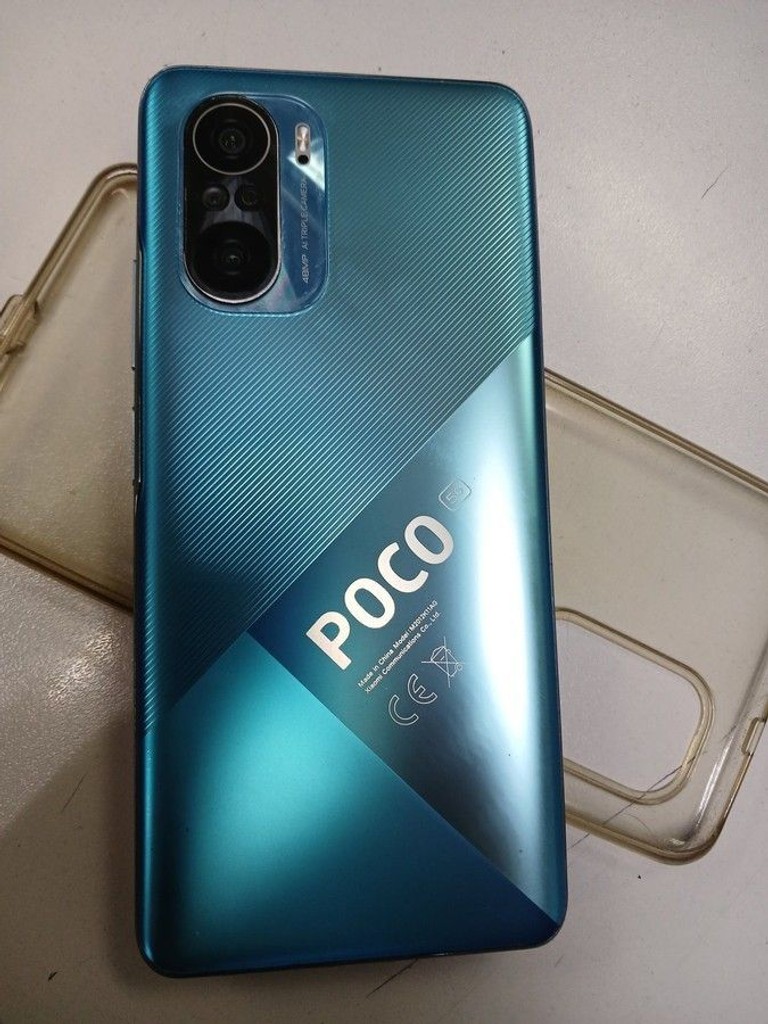 Дешиво Xiaomi poco f3 6/128gb с ломбарда