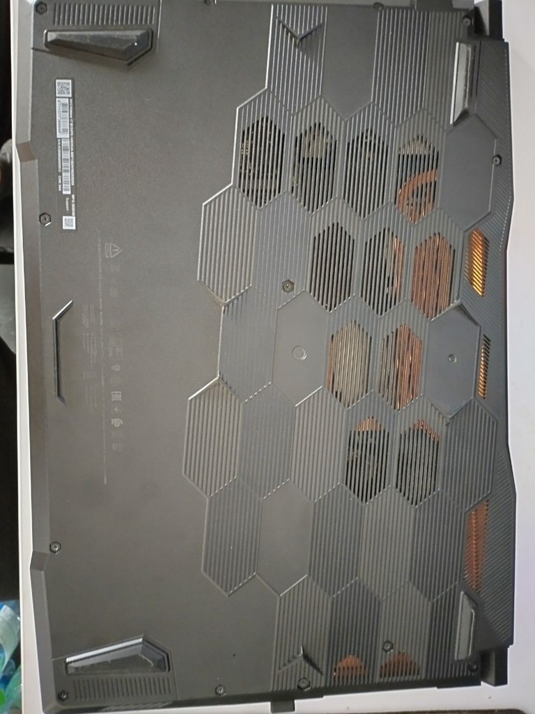 Дешево MSI Katana 17 B13VFK (B13VFK-1493XUA) з ломбарду