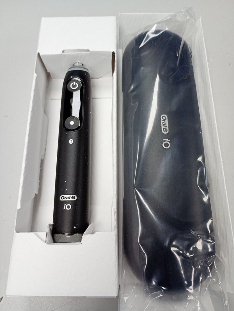 Купити Oral-b iO Series 10 Cosmic Black Б/У