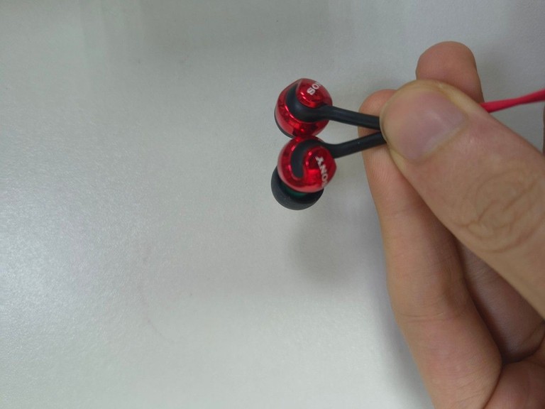 Дешиво Sony mdr-ex110ap с ломбарда
