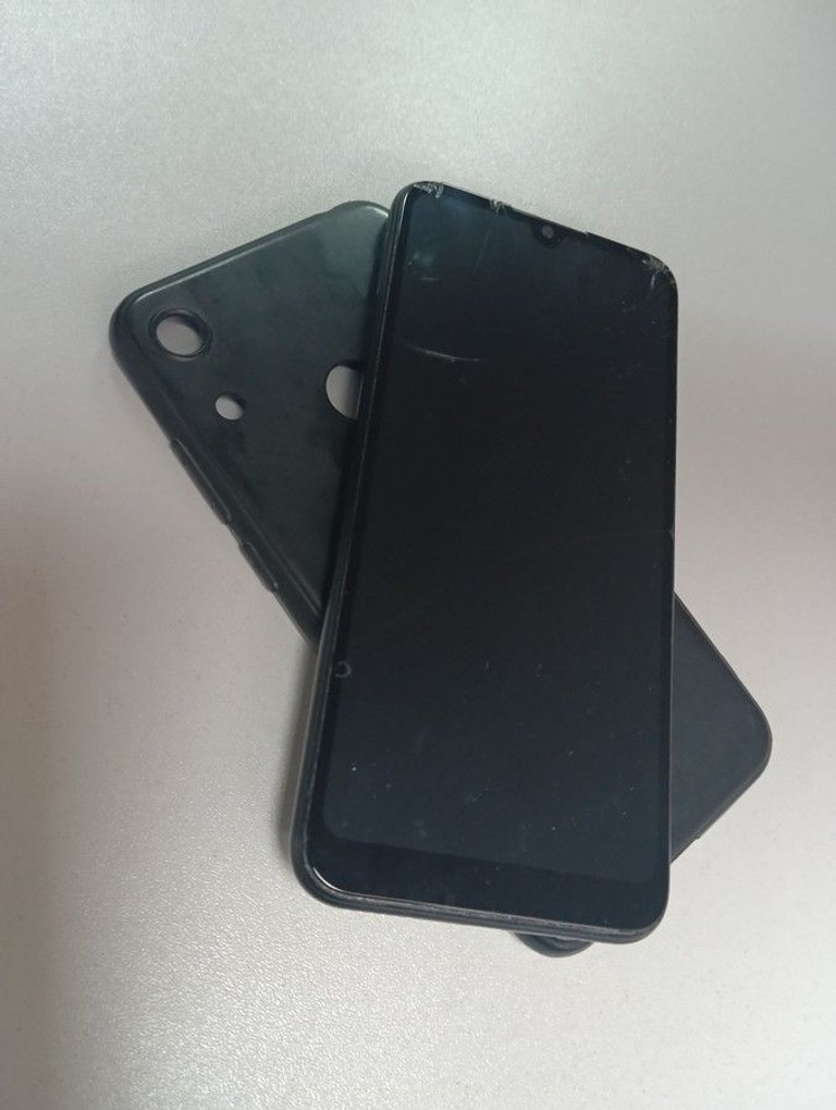 Объявление Honor 8a 2/32gb Б/У