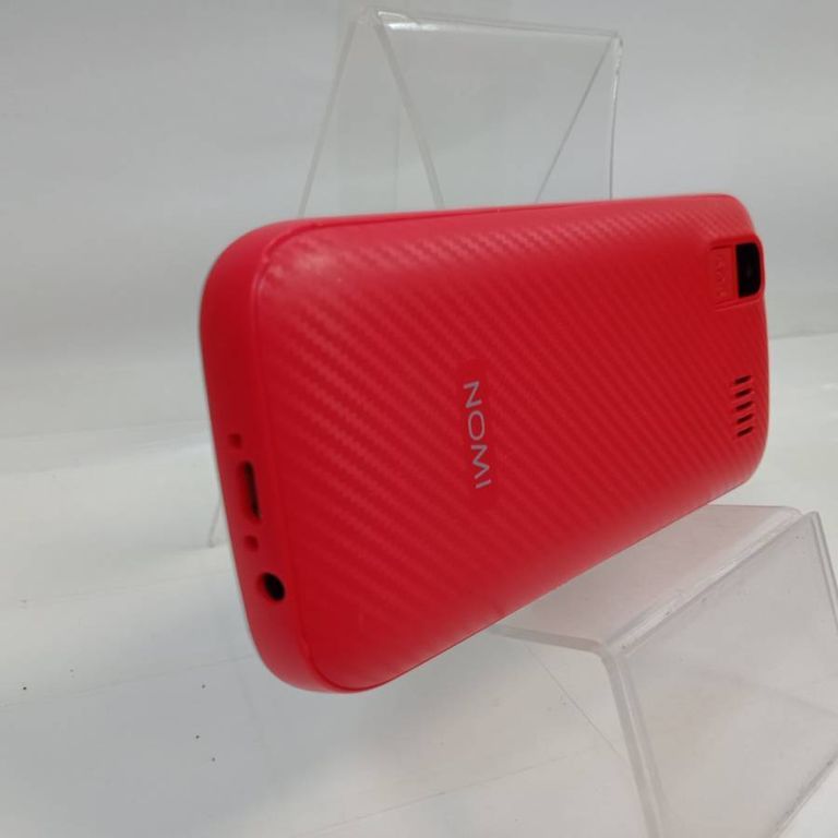 Дешево Nomi i220 Red з ломбарду