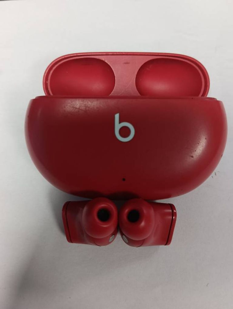 Beats By Dr. Dre studio buds