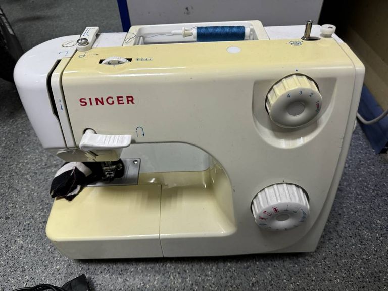 Singer 8280