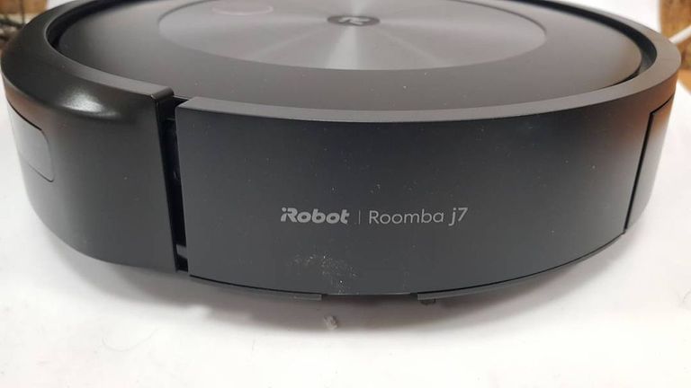 Iroomba j7