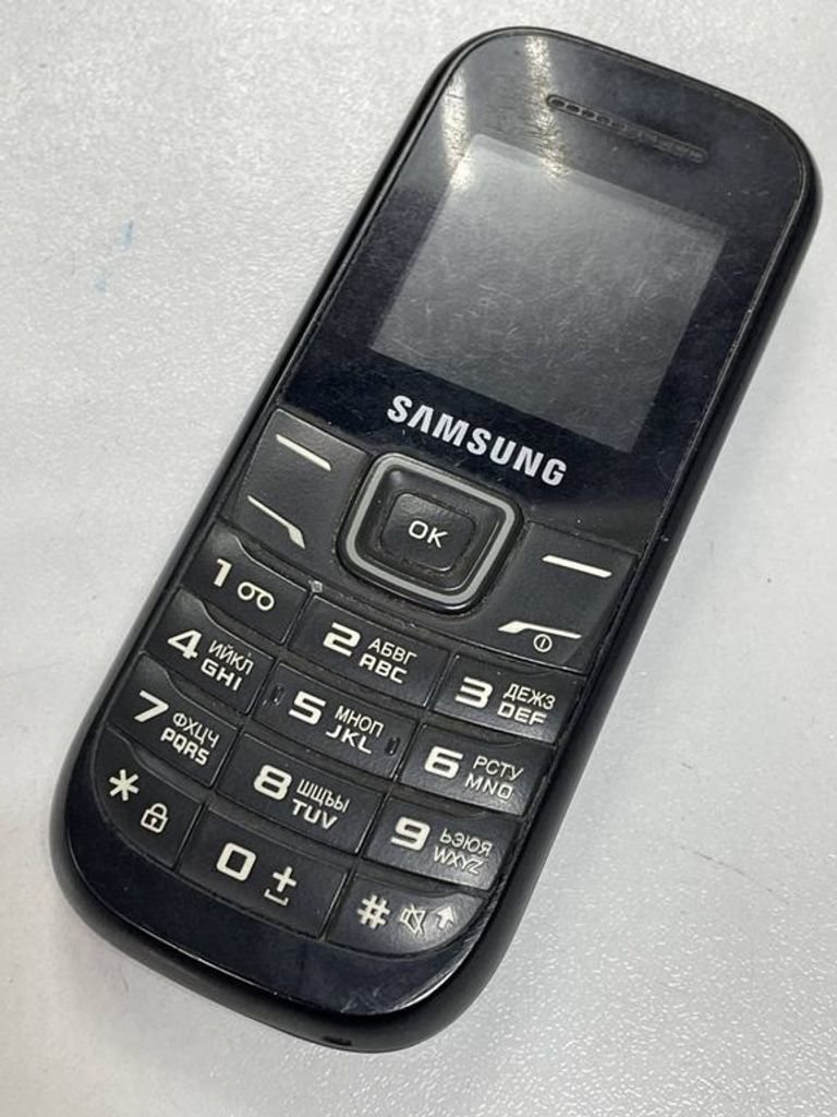 Купити Samsung e1200 Б/У