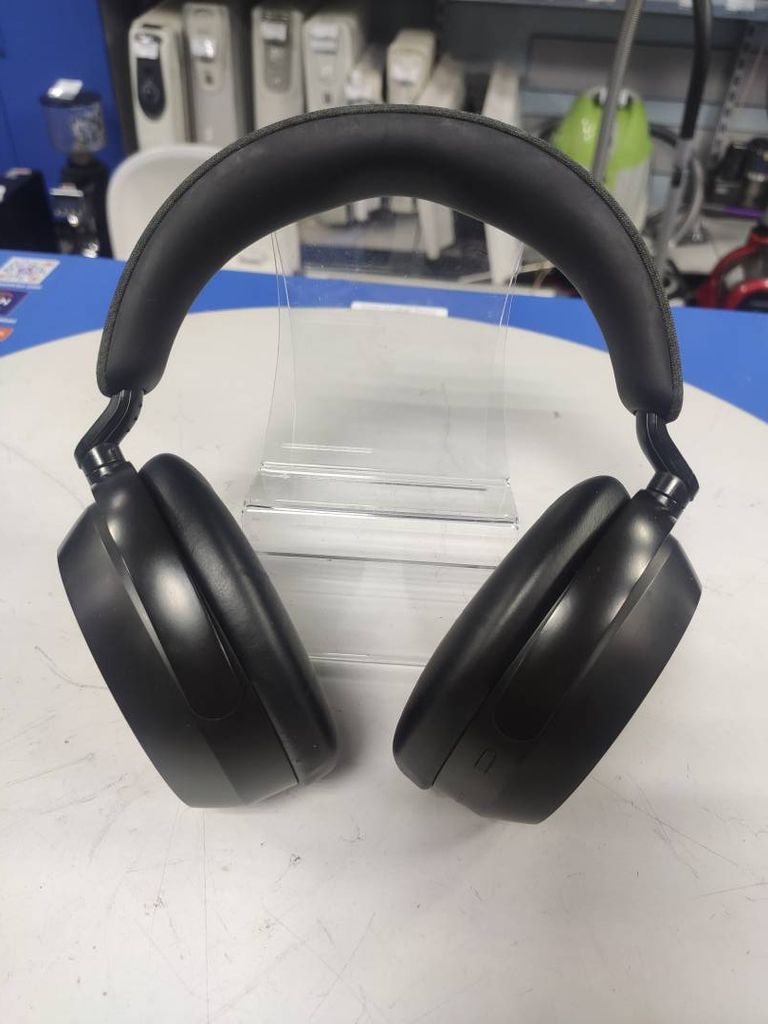 Sennheiser momentum 4