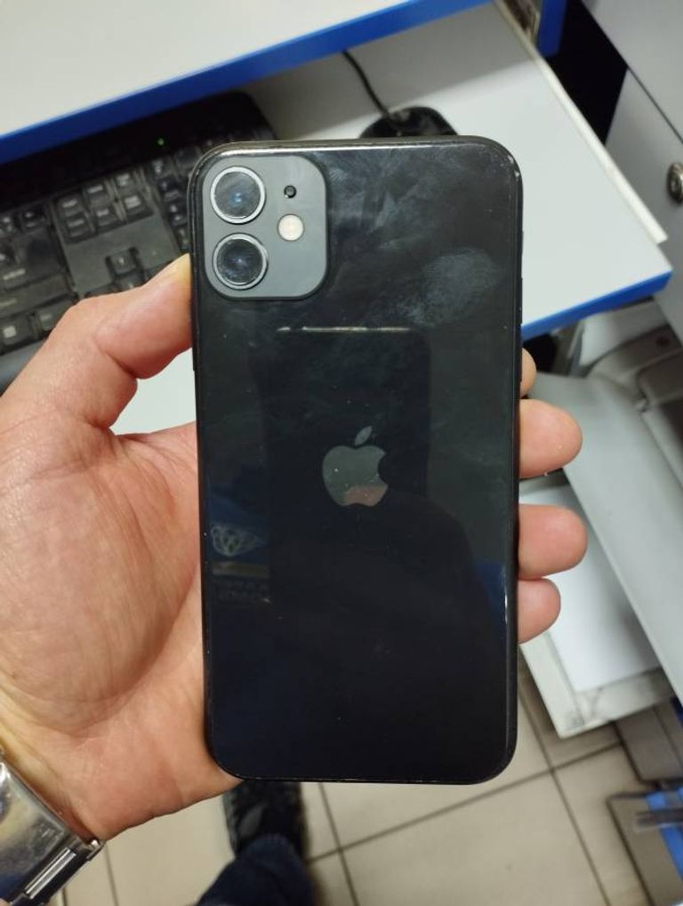 Дешево Apple iphone 11 64gb з ломбарду