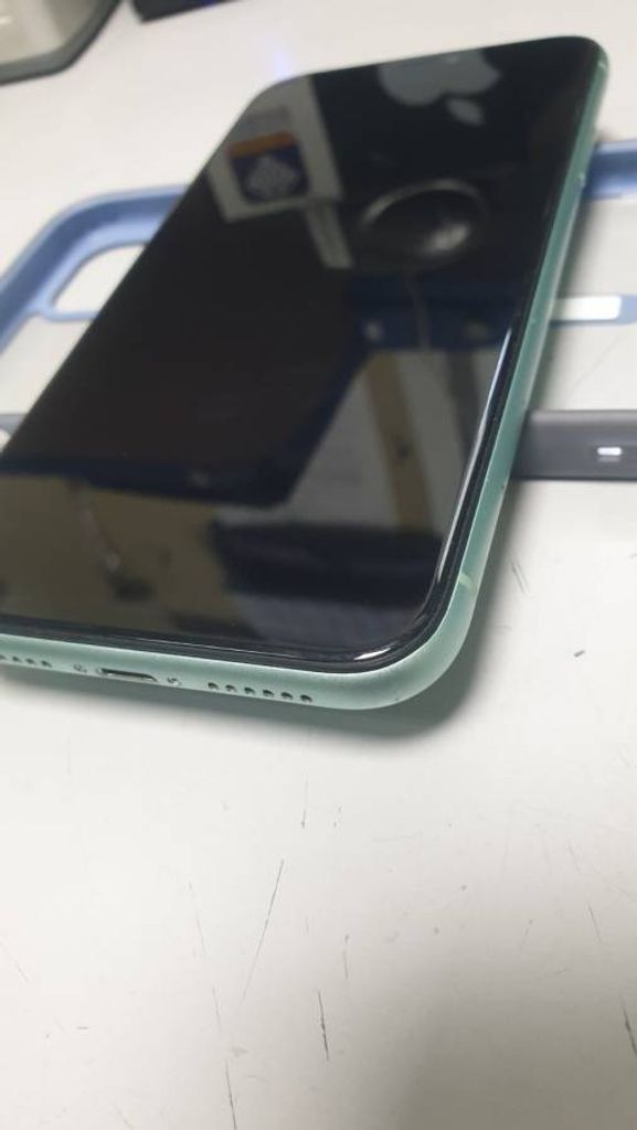 Дешево Apple iphone 11 64gb з ломбарду