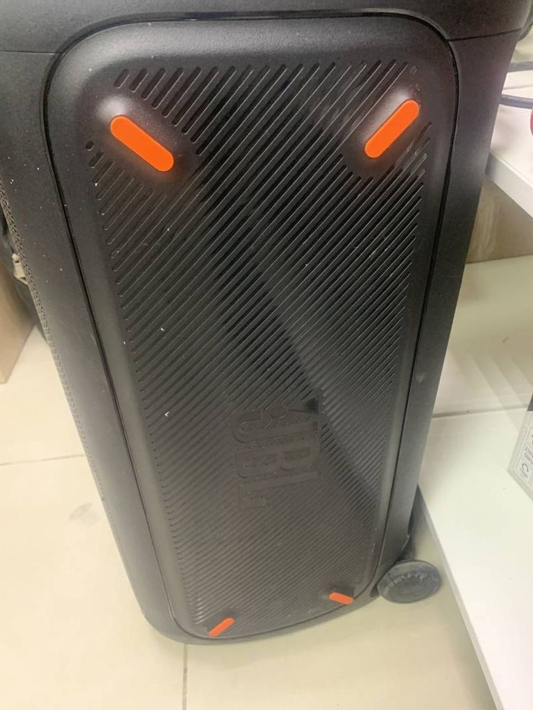 Розпродаж Jbl partybox 310, продавець Техноскарб