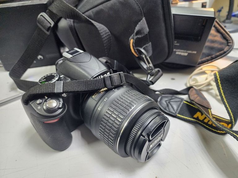 Nikon d3100 kit / af-s nikkor 18-55mm f:3,5-5,6g vr dx Код:01-200492163. Зображення 5