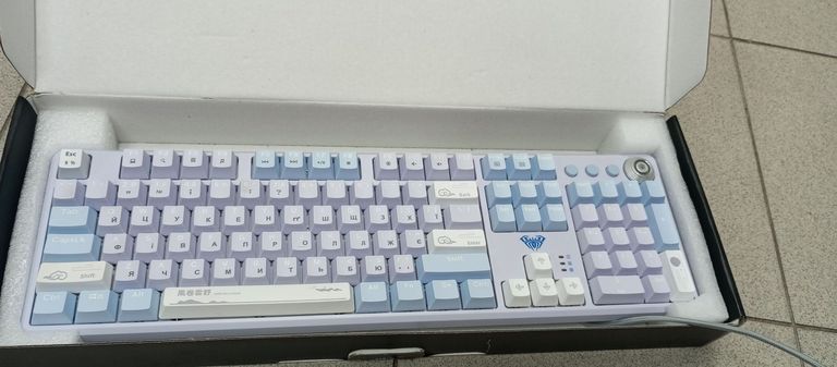 Дешево Aula wind f2088 pro з ломбарду