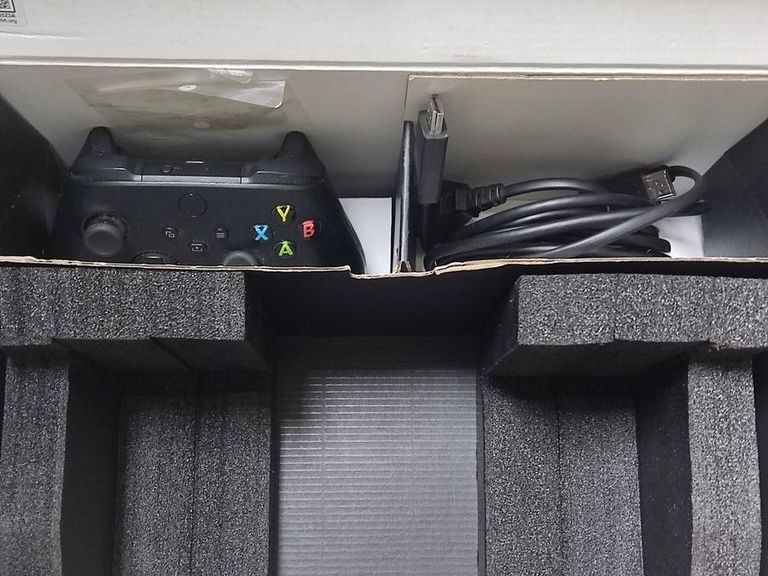 Дешиво Microsoft xbox series x 1tb с ломбарда