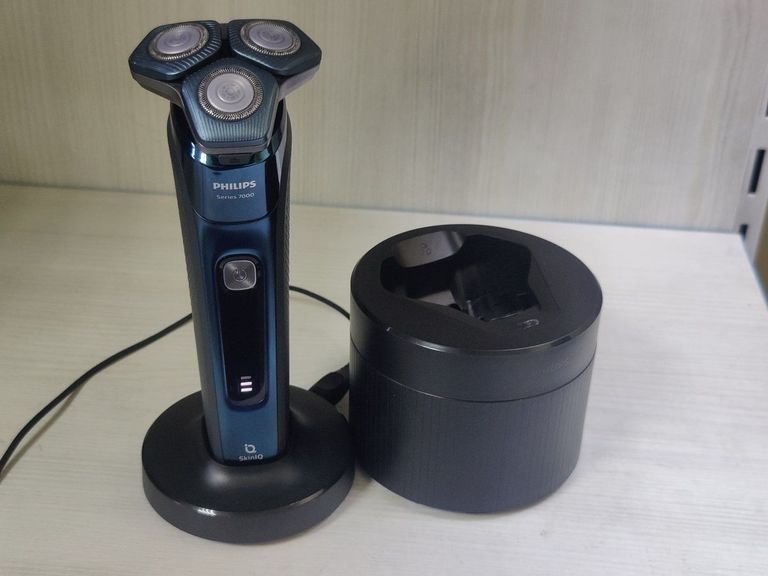 Купити Philips Shaver series 7000 S7786/55 Б/У