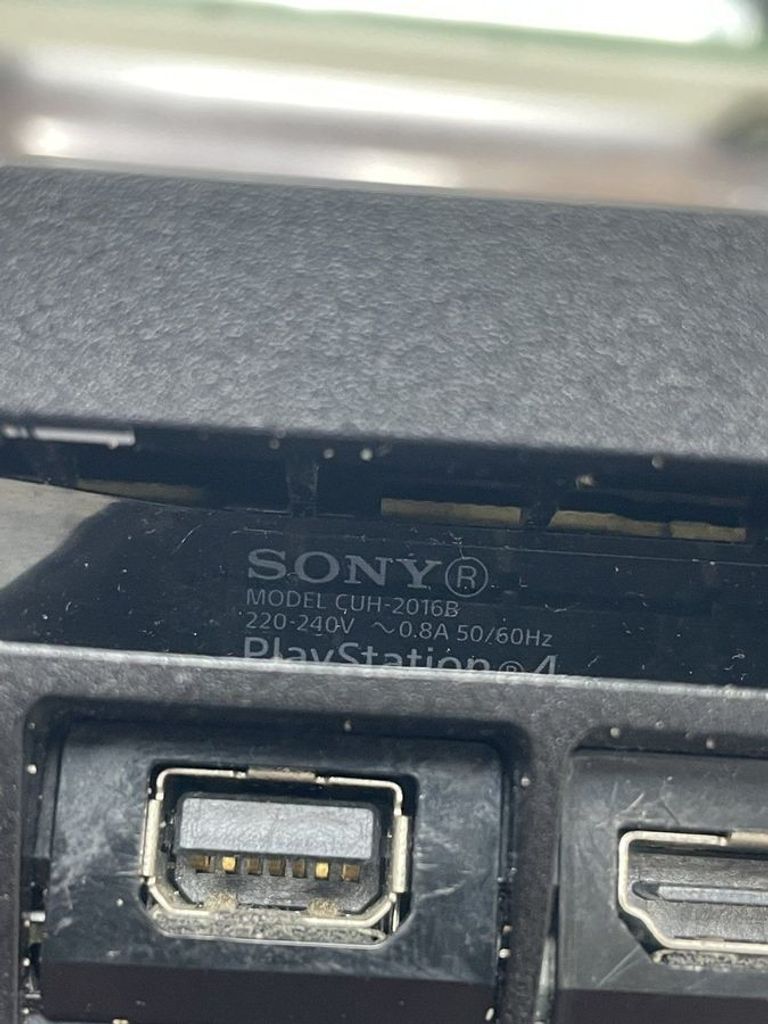 Дешиво Sony playstation 4 1tb с ломбарда