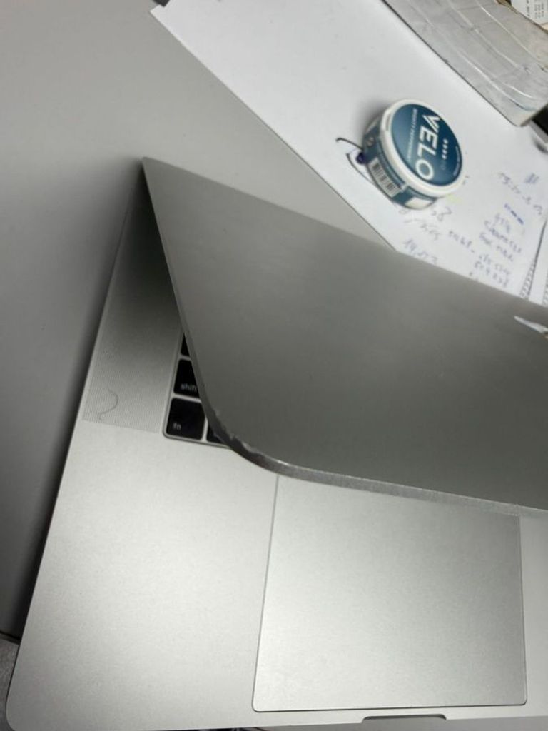 Apple macbook pro/a1990/ core i7 2,6ghz/ ram16gb/ ssd256gb/ amd pro 555x 4gb/ retina, touch bar Код:01-200778689. Изображение 6