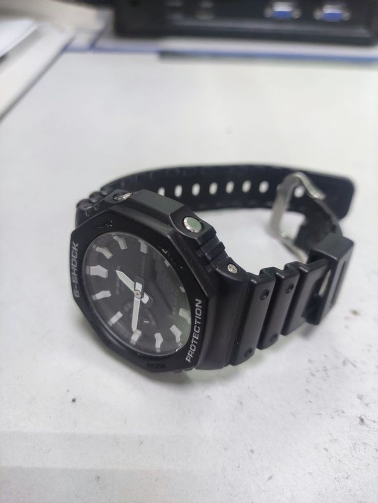 Оголошення Casio ga-2100 Б/У