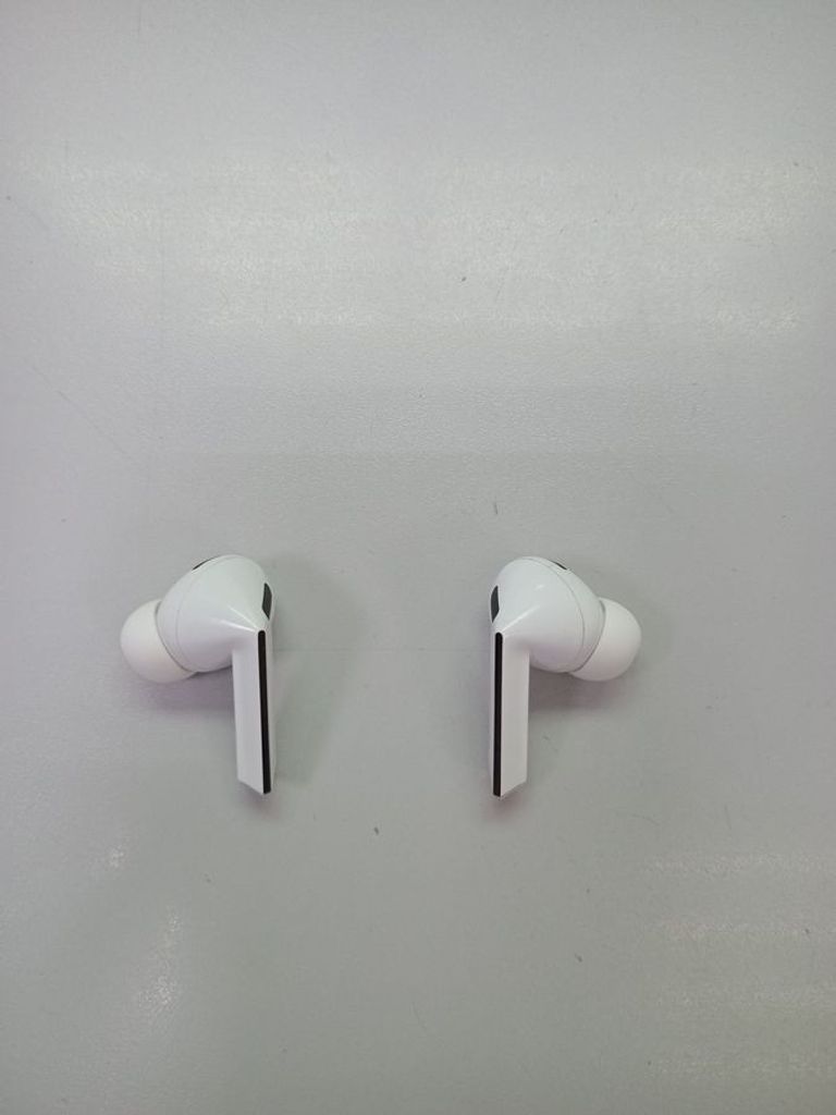 Оголошення Samsung galaxy buds3 pro Б/У