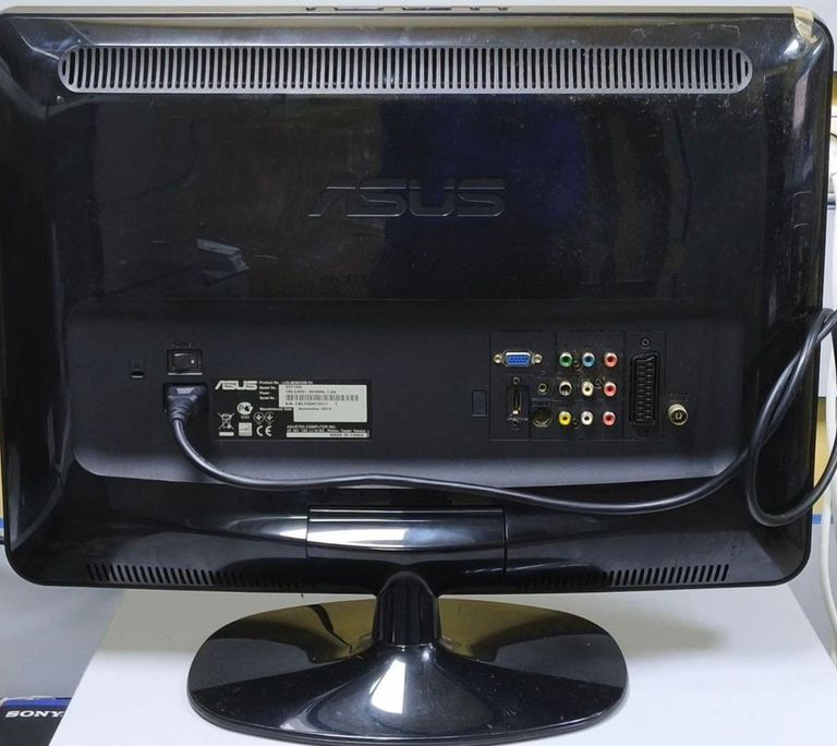 Оголошення Asus 22t1eh tv Б/У