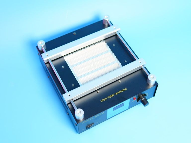 Дешиво YIHUA 853A 450W с ломбарда