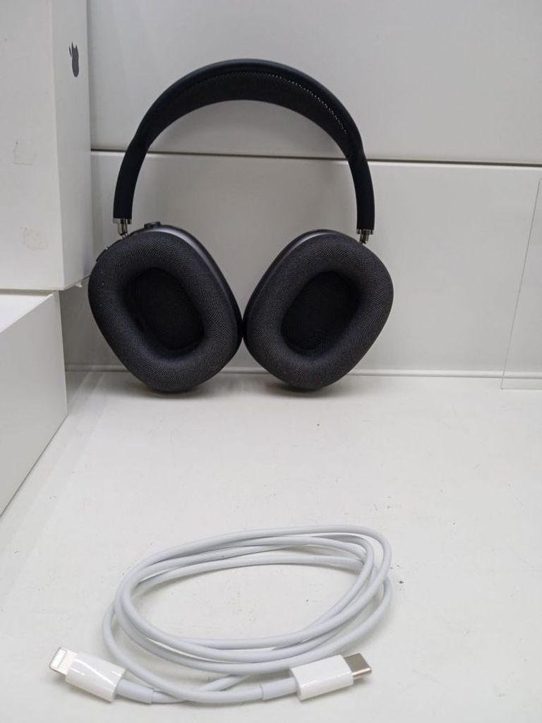 Оголошення Apple airpods max Б/У