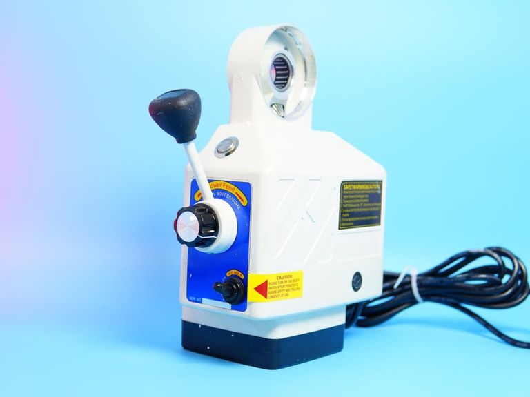 Купити Motor для фрезерного верстата Bridge Б/У