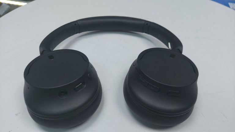 Купити Sony WH-CH720N Black Б/У