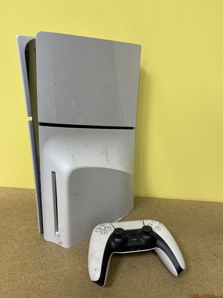 Купити Sony PlayStation 5 825GB Б/У