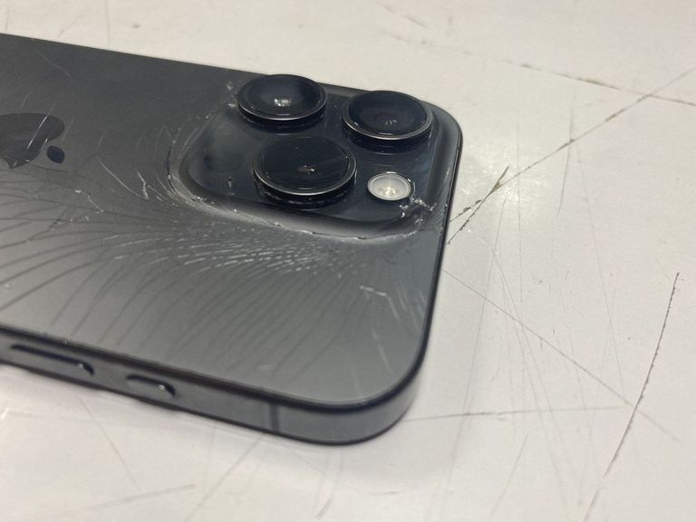 Apple iphone 15 pro 128gb esim Код:01-200850656. Изображение 6