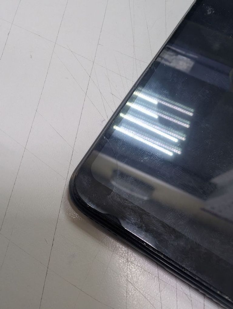 Розпродаж Honor 8a 2/32gb, продавець Техноскарб