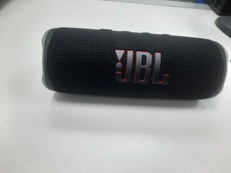 Купити Jbl flip 6 Б/У