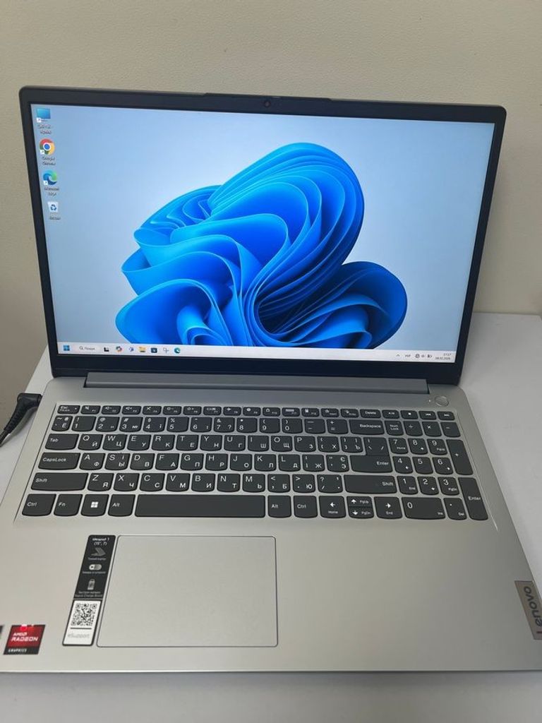 Дешево Lenovo 15/ryzen 5 5500u ddr4/16gb ddr4/hdd *відсутній/ssd 512 gb/*інтегрована з ломбарду